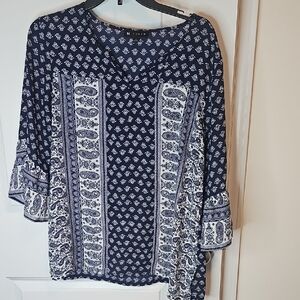 N Touch Women's Navy Patterned‎ Blouse Size L